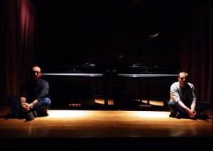 Adam Kromelow e Angelo Di Loreto in Genesis Piano Project