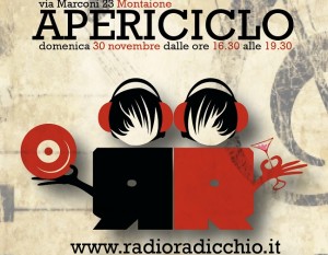 "Apericiclo" con Radio Radicchio. Aperitivo in compagnia all'insegna del baratto e dei prodotti a km zero