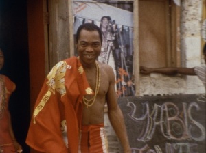 Il performer, attivista e sostenitore del movimento panafricano Fela Kuti nel film a lui dedicato "Finding Fela"
