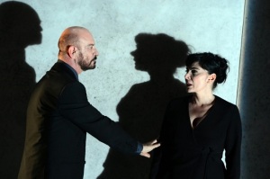 Sebastiano Lo Monaco e Mariangela D'Abbraccio in "Dopo il silenzio" (foto: Tommaso Le Pera)