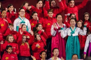 Piccolo Coro del melograno e Korea Ainos Children Choir