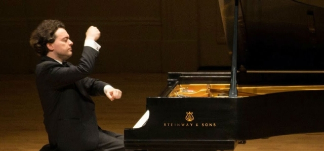 Kissin Evgeny Pianoforte con musiche di Beethoven, Prokof’Ev, Chopin, Liszt al Nuovo Teatro dell’Opera