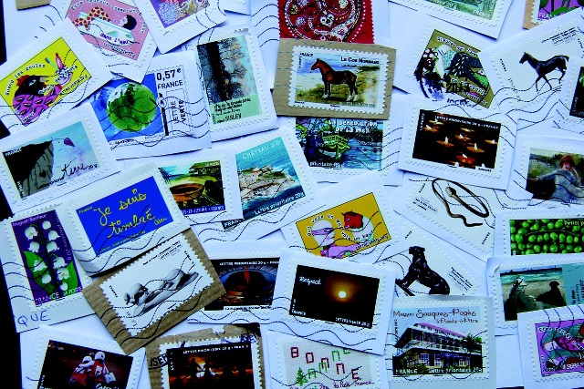 stamps-879277_1280