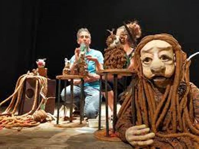 La marionetta Felicia a Teatri di confine al Minimal Teatro