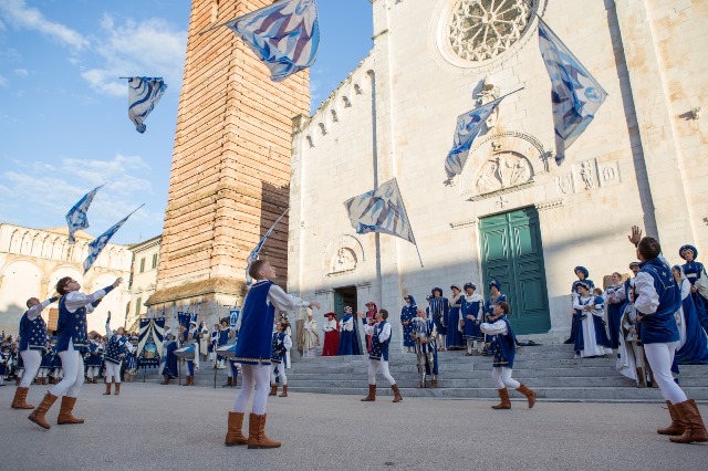 Novità e conferme per i primi 10 anni di Pietrasanta Medievale 2026 Novità e conferme per i primi 10 anni di Pietrasanta Medievale 2026