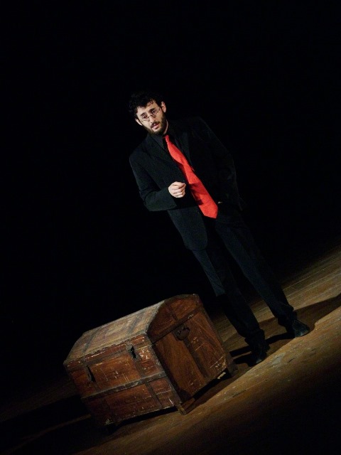 Al via la nuova stagione del Teatro contemporaneo: si debutta con Dux in scatola Al via la nuova stagione del Teatro contemporaneo: si debutta con Dux in scatola